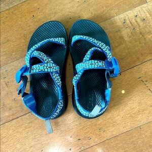 Unisex water shoes
